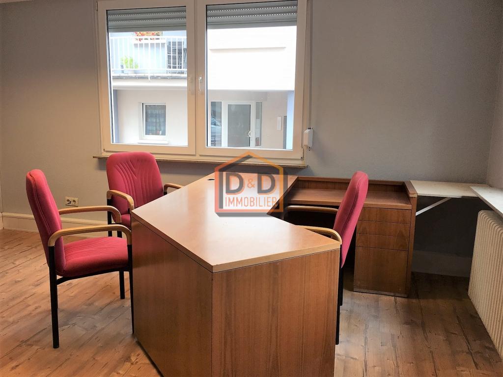 Bureau à Luxembourg-Bonnevoie, 19 m², 800 €/mois