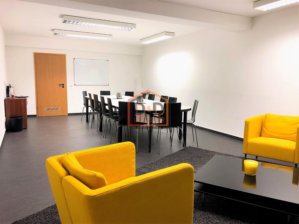Bureau à Luxembourg-Gare, 12 m², 500 €/mois