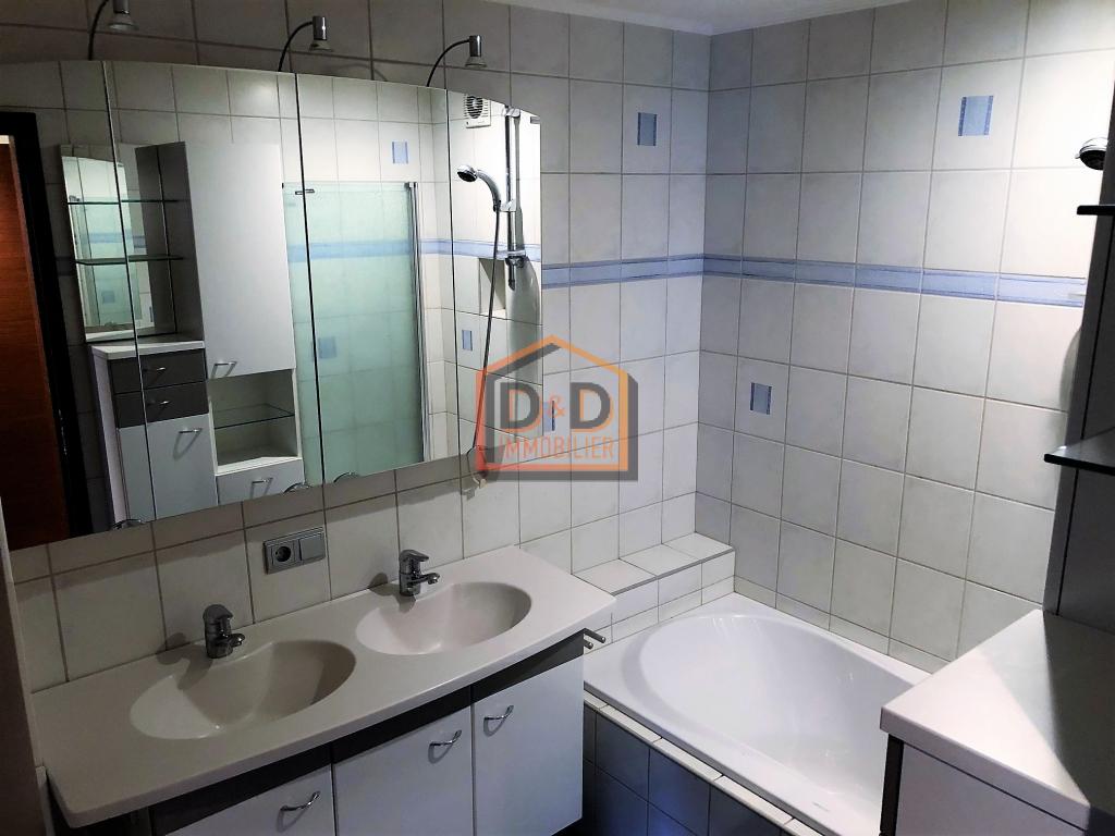 Appartement à Luxembourg-Belair, 95 m², 2 chambres, 1 salle de bain, 1 garage, 2 000 €/mois