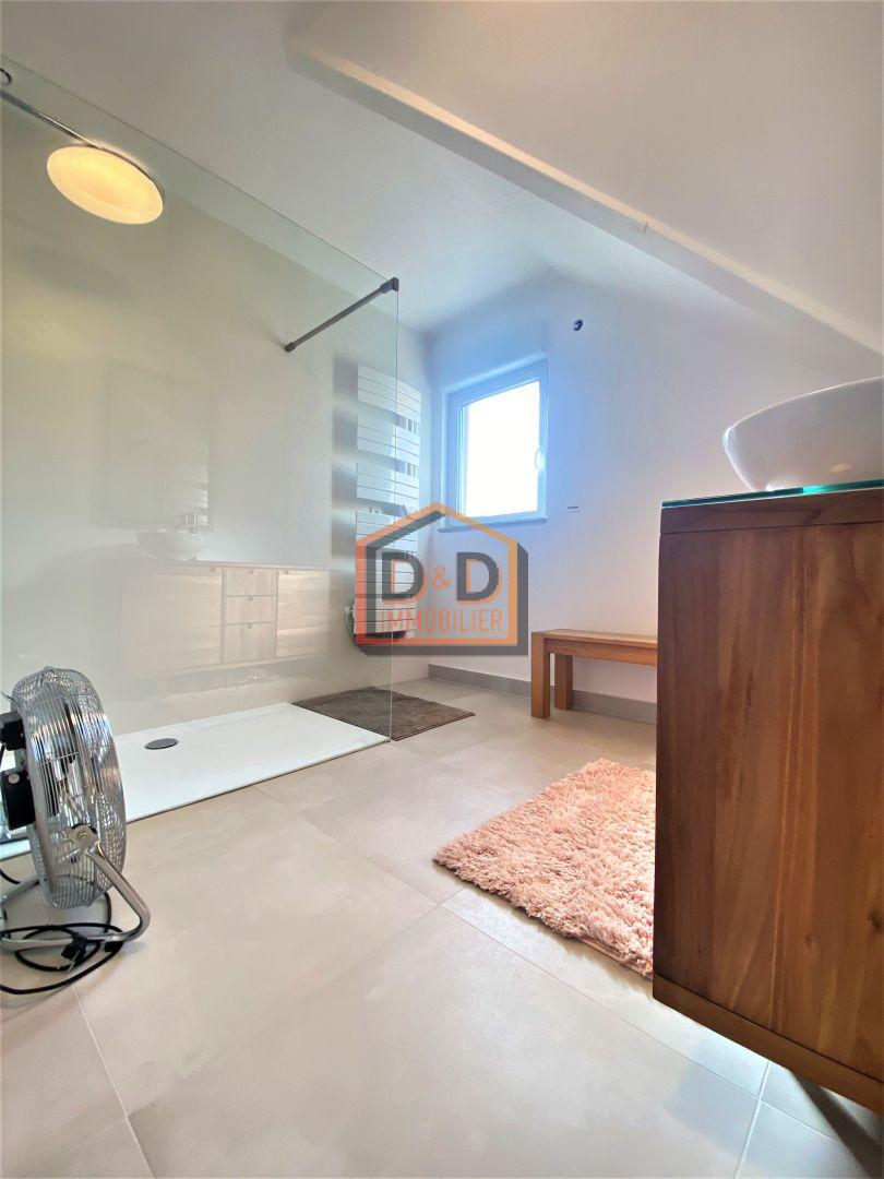 Maison à mondorff, 200 m², 4 chambres, 2 salles de bain, 2 garages, 768 430 €