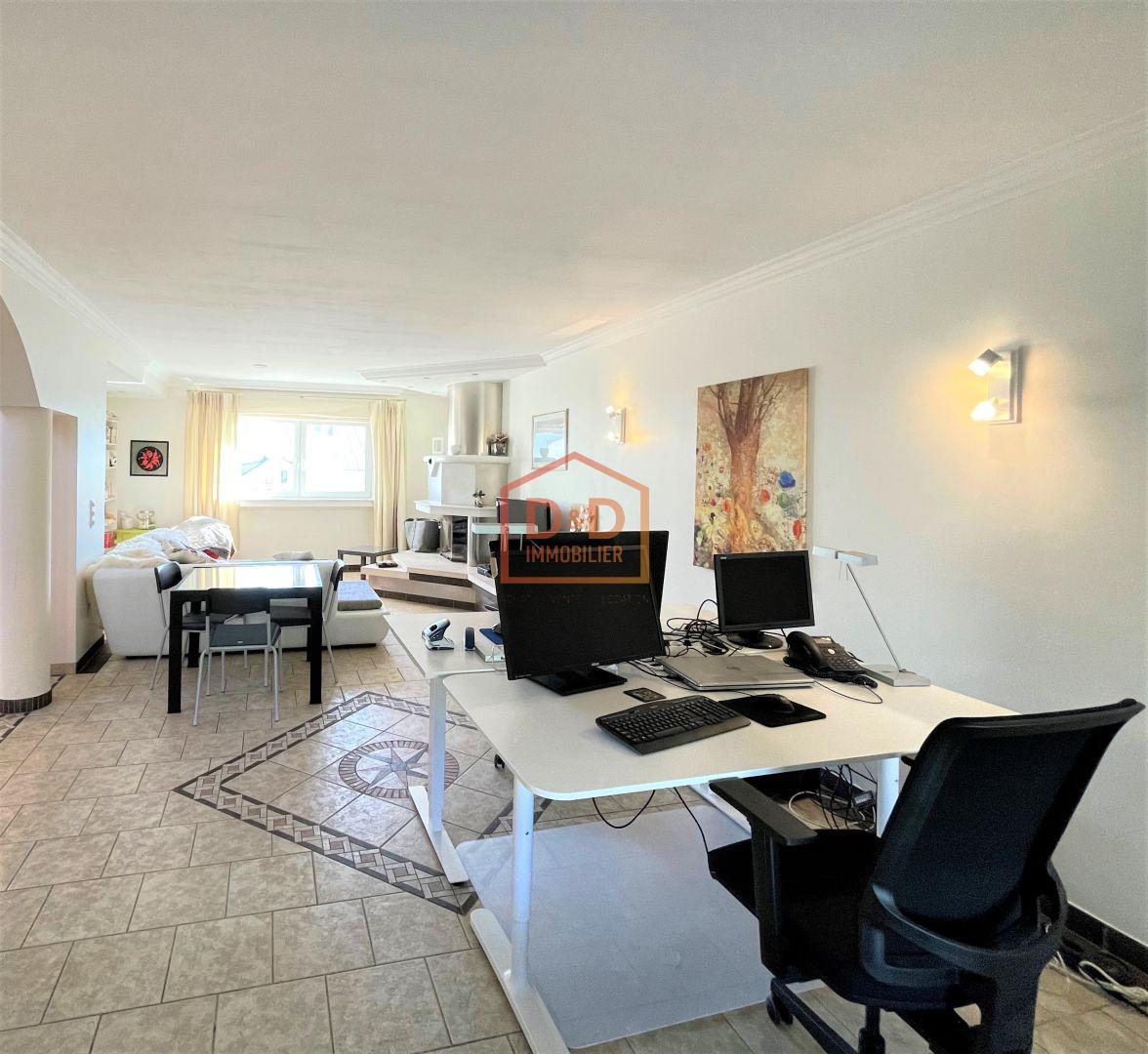 Appartement à Hesperange, 180 m², 3 chambres, 1 salle de bain, 1 garage, 1 388 624 €