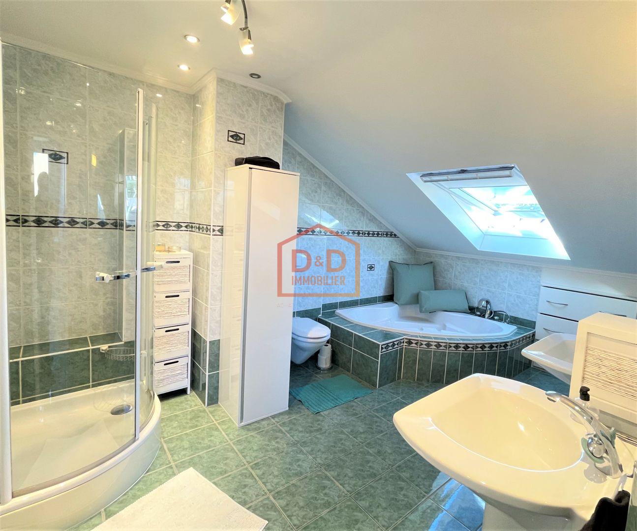 Appartement à Hesperange, 180 m², 2 chambres, 1 salle de bain, 1 garage, 1 269 990 €
