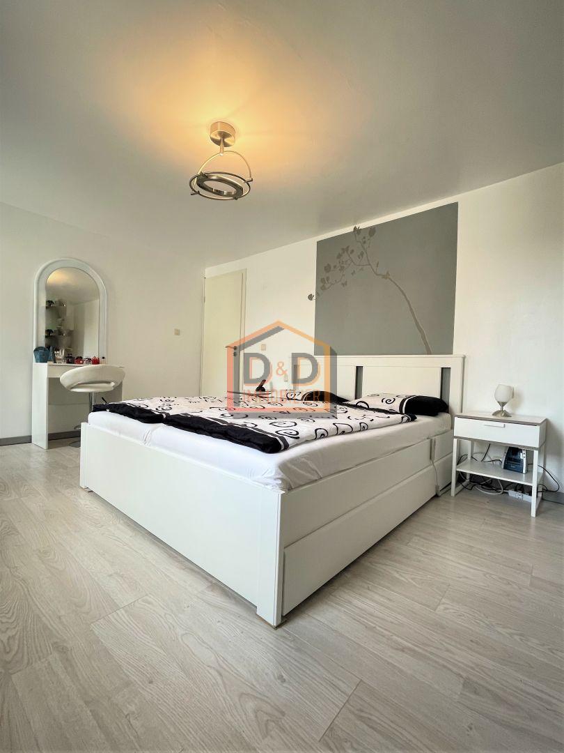 Maison à Junglinster, 297 m², 5 chambres, 2 salles de bain, 1 garage, 1 609 453 €