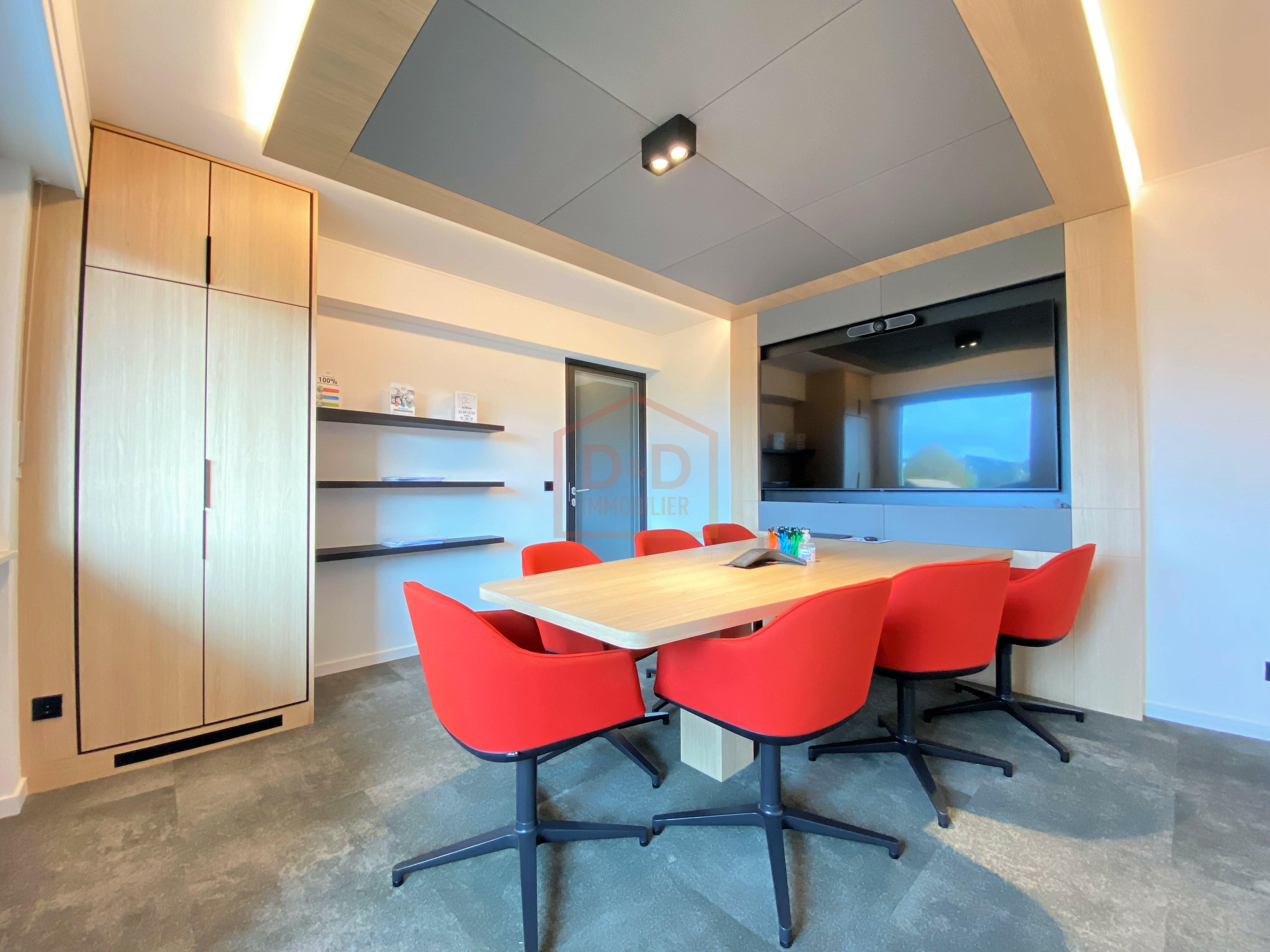 Bureau à Hesperange, 15 m², 800 €/mois